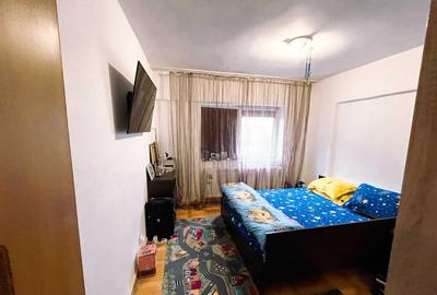 Apartament cu 3 camere decomandat în Griviței
