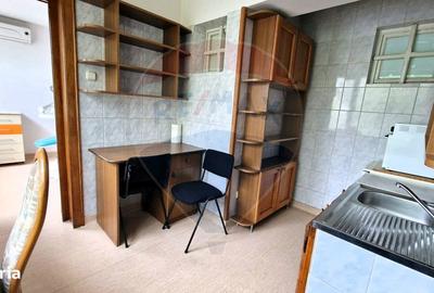 Spațiu comercial, de 30 mp, în Progresul - 4