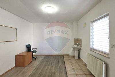 Birou, de 30 mp, în Centrul Civic - 1