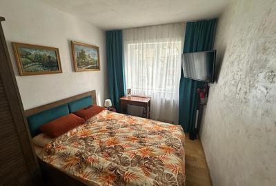 Apartament cu 3 camere semidecomandat în Rovine - 4