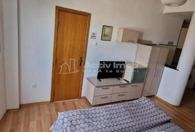 Garsonieră decomandată în Universitate - 1