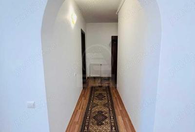 Apartament de 3 camere - 1