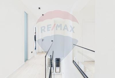 Casă cu 5 camere cu Teren 352 Mp în Iancu Nicolae - 22