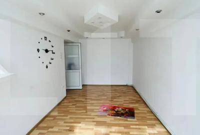 Apartament cu 3 camere decomandat în Central - 1