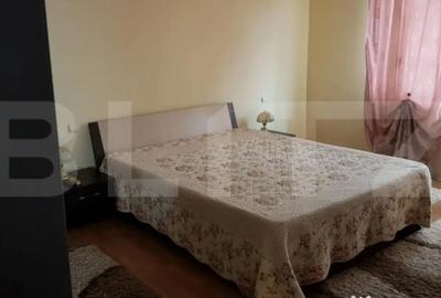 Apartament cu 3 camere decomandat în Central - 1