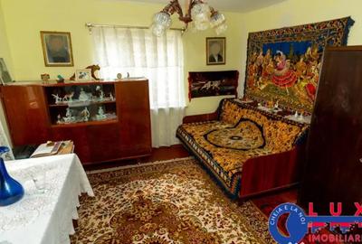 Casă cu 3 camere cu Teren 500 Mp în E3 - 7