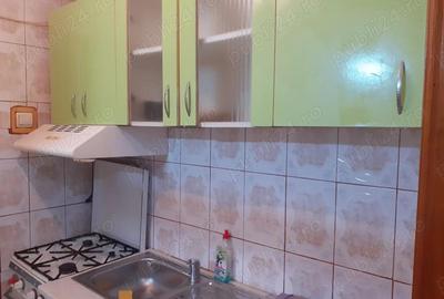 Inchiriere Camera de Camin, et.1, mobilata si utilata, supr. 20,mp. str. Celulozei, Zona Viziru 2 - 8