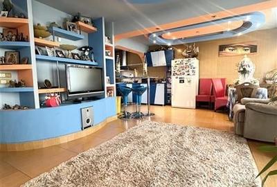 Casa P+1+M+ pod inalt, placa de beton intre etaje, Zona Km 4