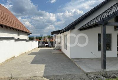 Casa individuala cu 4 camere pe un singur nivel in Sura Mica - 5