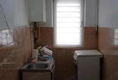 Apartament 3 camere, zona Dambu, strada Godeanu - 3