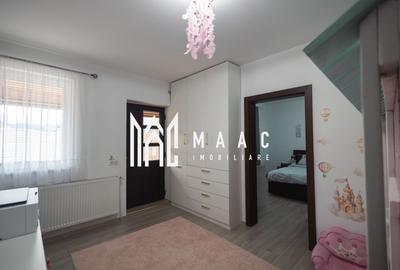 Casă individuală cu 4 camere cu Canalizare în Cristian - 9