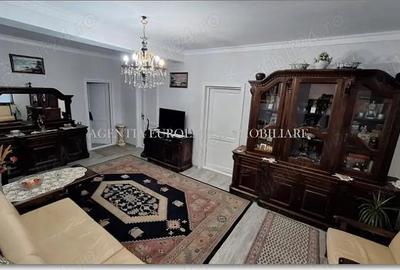 Casa de vanzare in localitatea Lazu - 4