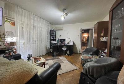 Apartament de vanzare 3 Cam, 2 Bai, zona Aradului - 2