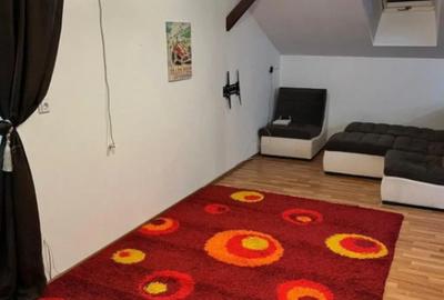 Apartament cu 3 camere decomandat în Central - 2