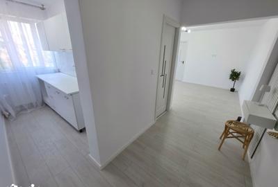 Apartament cu 2 camere în Micro 14