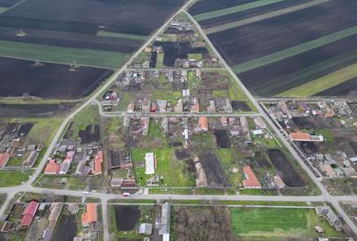 Teren de 2799 mp, în Peregu Mic - 8