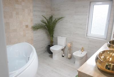 Casa moderna in Balotesti – lumina, stil si confort complet - 17