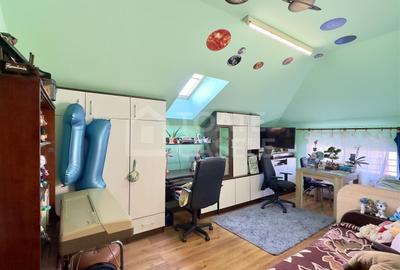 Apartament cu 2 camere decomandat, mobilat în Mărăști