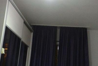 Apartament cu 2 camere semidecomandat în Km 4 - 4