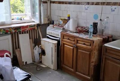 Proprietar Drumul Taberei 2 camere decomandate, 4 din 4, Valea Oltului 8,in spate este Lidl, liber - 9