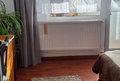 Apartament cu 3 camere decomandat în Fetești-Gară - 10