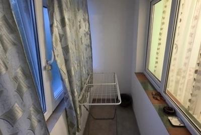 Apartament cu 3 camere - zona Podu Ros - restaurant Cotnari - 1