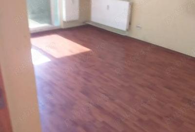 Apartament cu 2 camere decomandat în Colentina - 5