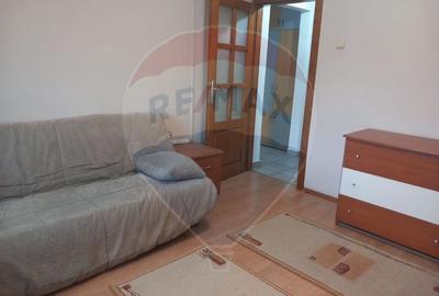 Apartament 2 cam decomandat, de inchiriat, zona parc Olosig- Lacu Rosu - 2