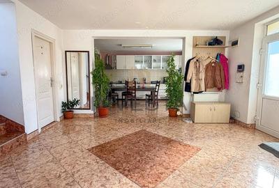 Casa individuala, Cartier Europa, retrasa de la strada principala! - 7