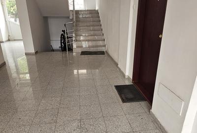 Apartament cu 2 camere decomandat în Rogerius