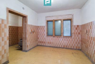 Casă cu 5 camere cu Teren 2158 Mp în Sălăjeni - 14