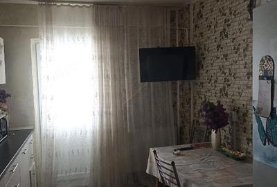 Apartament cu 3 camere decomandat în Găvana - 1