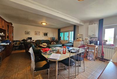 Apartament 3 camere, 2 balcoane,etaj 2, zona Dorobanti, langa Biserica noua - 10