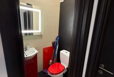 Apartament cu 3 camere semidecomandat, mobilat în Central - 9