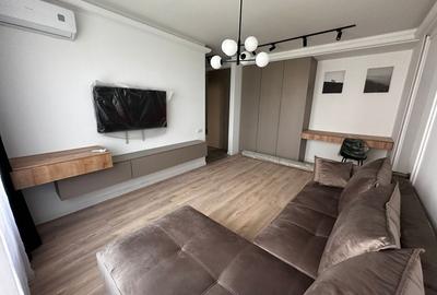 Apartament cu 2 camere decomandat, mobilat în Regie