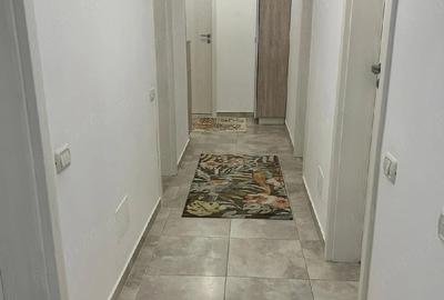 Apartament cu 4 camere decomandat în Central - 4