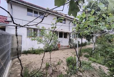 Casa P+M 210 mp utili Craiova, teren 884 mp, cartier Facai - 10