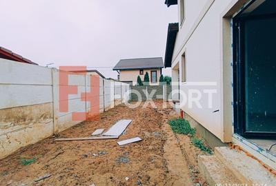 Duplex cu 5 camere de vanzare, 100 mp utili, zona Satu Batran - ID V5456