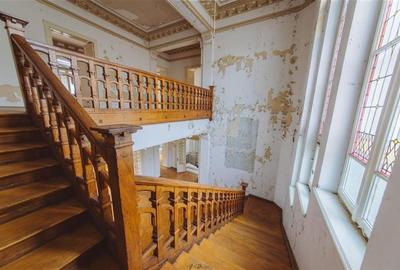 Vanzare vila interbelica in zona stradala, ultracentrala - 15