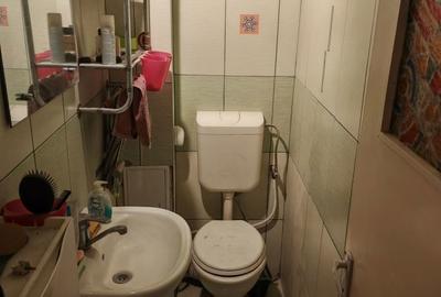 Apartament cu 3 camere semidecomandat în 9 Mai - 3