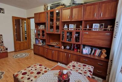 Apartament cu 2 camere în Micro 11 - 1