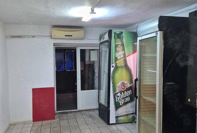 Spațiu comercial, de 40 mp, în Central - 4