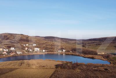 De vanzare teren Chinteni cu panorama spre lac - 3