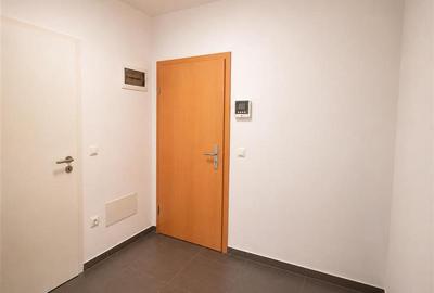 Apartament cu 2 camere decomandat, mobilat în Tractorul - 16