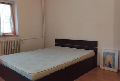 Garsonieră decomandată în Decebal - 1