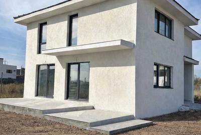 Casă cu 4 camere cu Teren 300 Mp în Central - 8