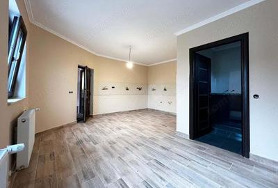 Casa familiala de vanzare in localitatea Santion, jude?ul Bihor - 9