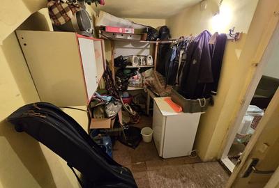 Apartament cu 3 camere semidecomandat în Central - 1