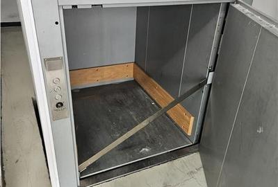 Spatiu Industrial - 3500 mp - Productie - Depozitare - Office - 23