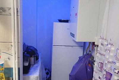 Apartament cu 4 camere decomandat în Central - 2
